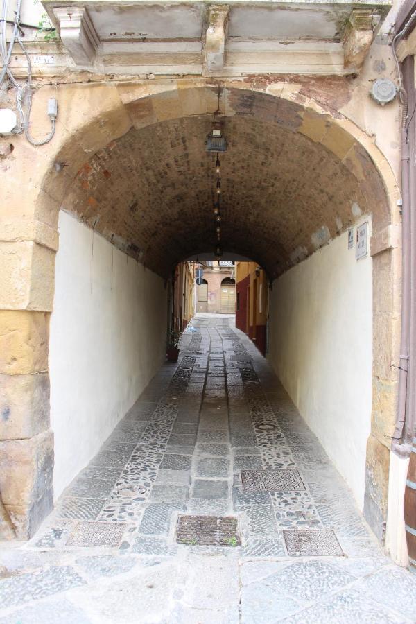 Via Cavour 19, Camere del Conte Iglesias Esterno foto